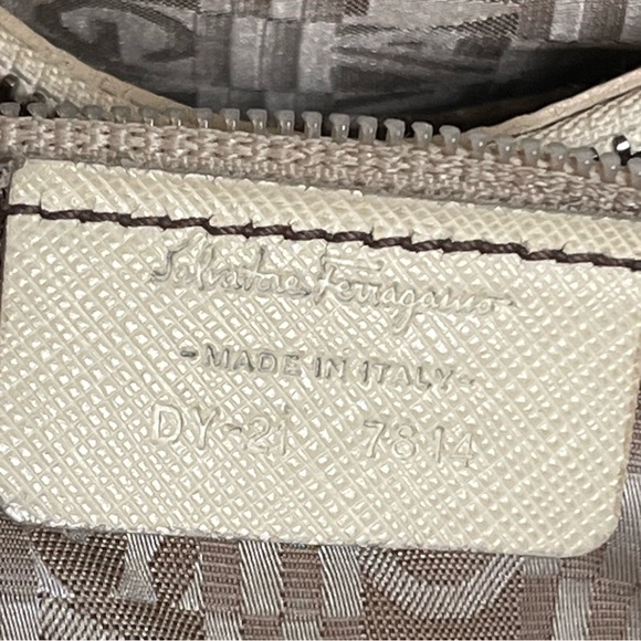 Salvatore Ferragamo Purse - Picture 13 of 14